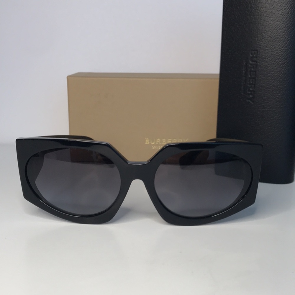 Burberry Women's BE4306 BE/4306 3001/8G Black Fashion Oval Sunglasses 60mm - Picture 10 of 16